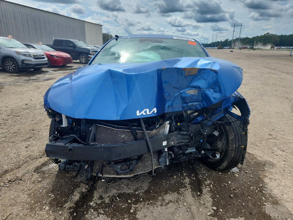 65534816 :رقم المزاد ، 3KPFW4DE8SE245886 vin ، 2025 Kia K4 مزاد بيع