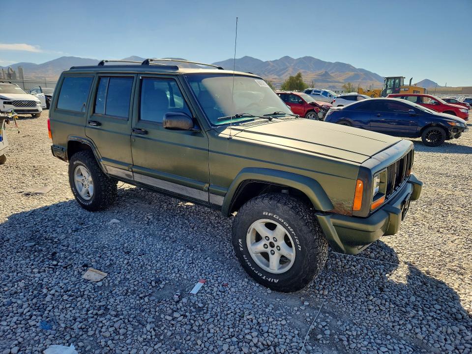 68152656 :رقم المزاد ، 1J4FJ78S8VL588638 vin ، 1997 Jeep Cherokee مزاد بيع