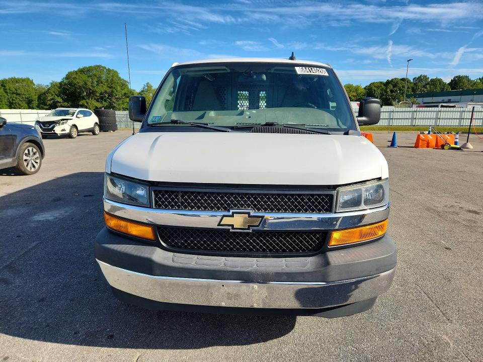 68414526 :رقم المزاد ، 1GCZGGFG6K1308125 vin ، 2019 Chevrolet Express G3500 مزاد بيع