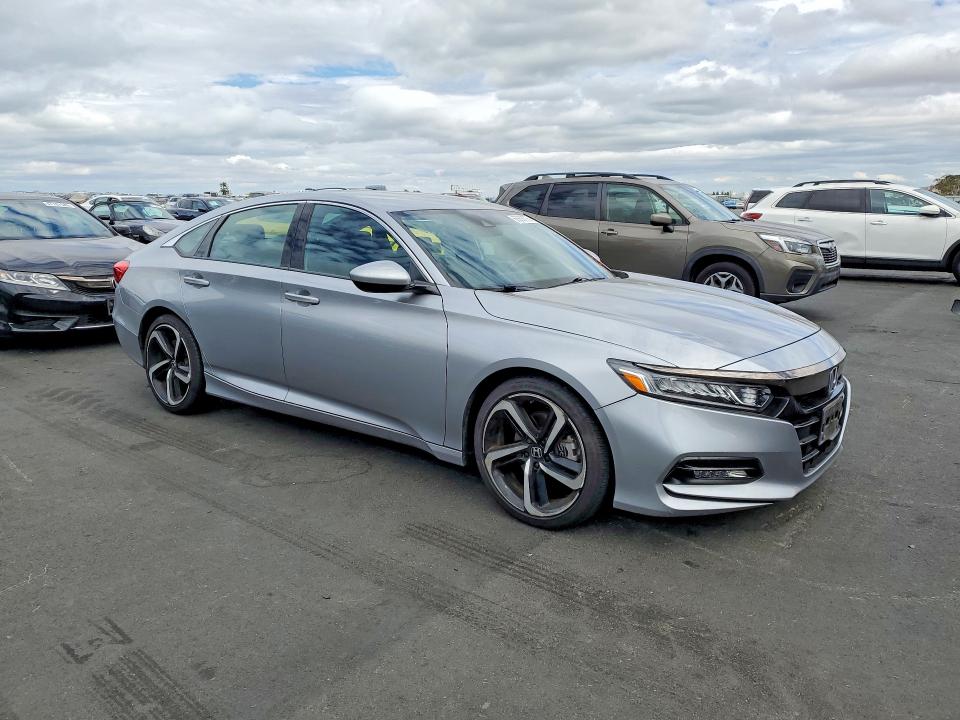 Продаж на аукціоні авто 2018 Honda Accord, vin: 1HGCV1F36JA257330, номер лоту: 66850076