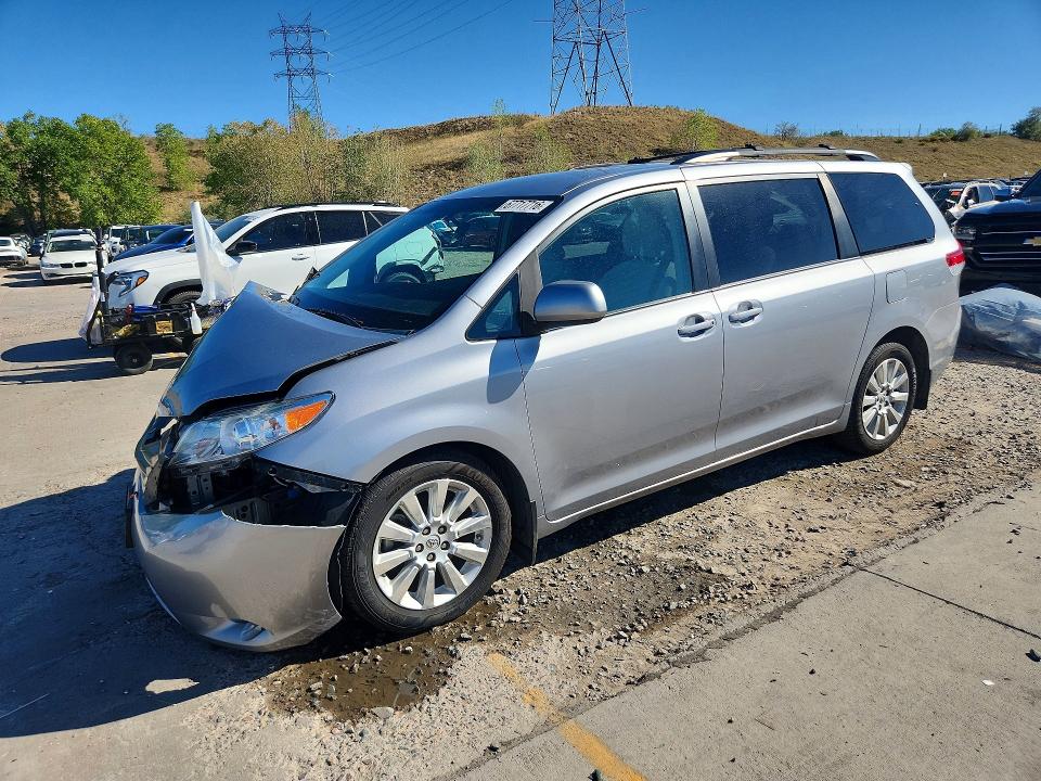 Aukcja sprzedaży 2013 Toyota Sienna, vin: 5TDJK3DC2DS067769, numer aukcji: 67717716