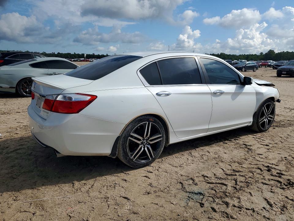 Aukcja sprzedaży 2015 Honda Accord, vin: 1HGCR2F50FA073164, numer aukcji: 67807096