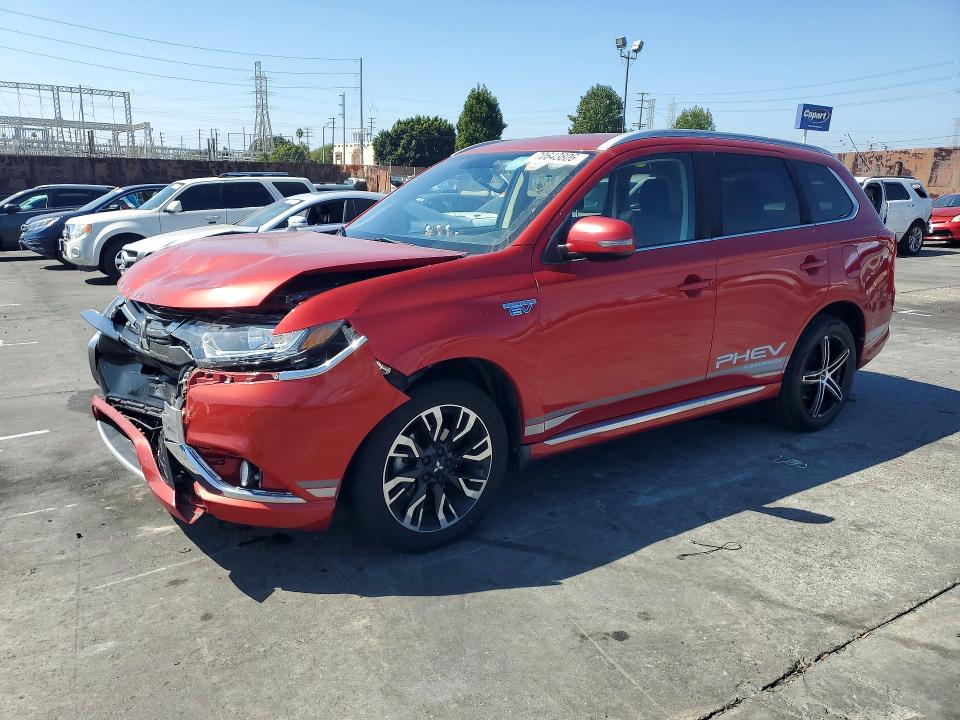 Продажа на аукционе авто 2018 Mitsubishi Outlander, vin: JA4J24A50JZ060223, номер лота: 70643806