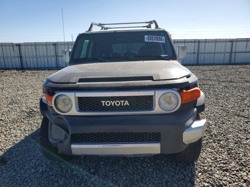 2007 Toyota Fj Cruiser მანქანა იყიდება აუქციონზე, vin: JTEBU11F270039247, აუქციონის ნომერი: 68839086