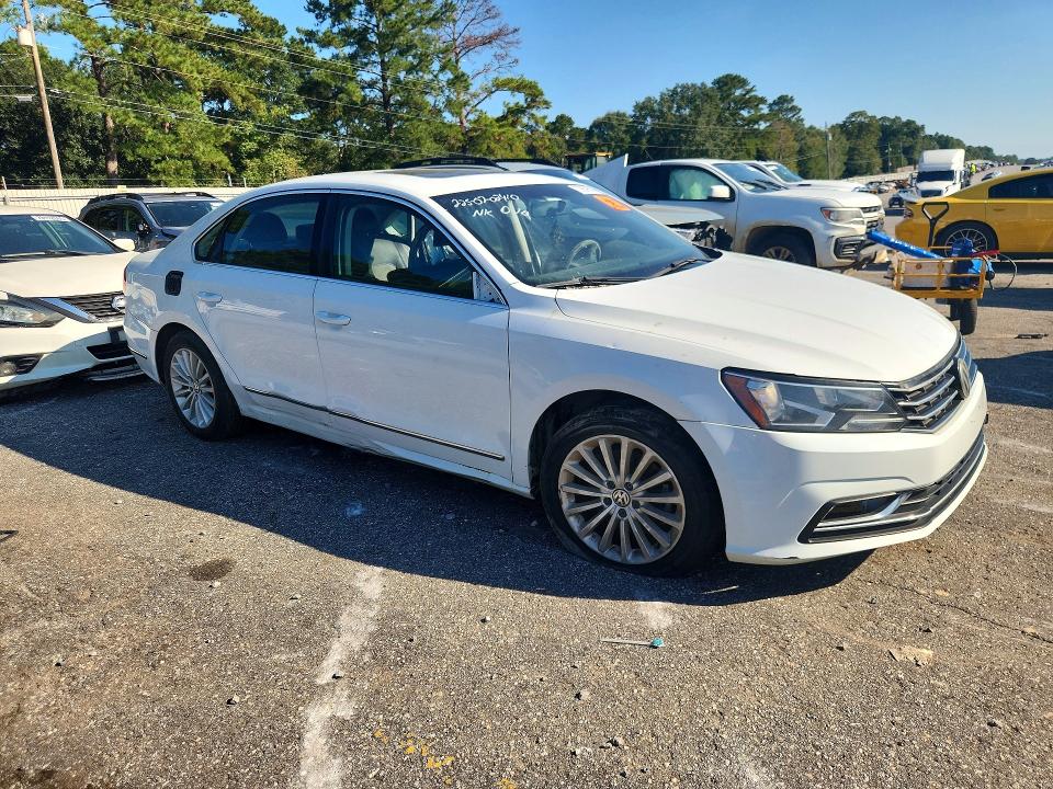 Продаж на аукціоні авто 2016 Volkswagen Passat, vin: 1VWBT7A39GC011537, номер лоту: 70659526