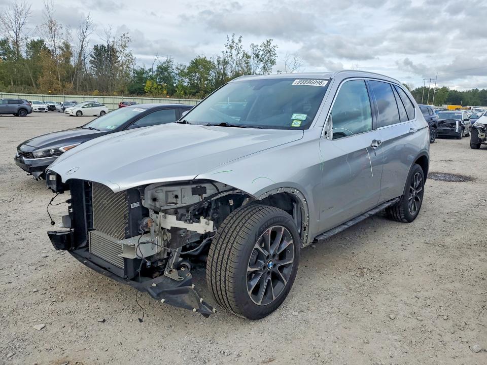 69896096 :رقم المزاد ، 5UXKR0C55G0P30341 vin ، 2016 Bmw X5 مزاد بيع
