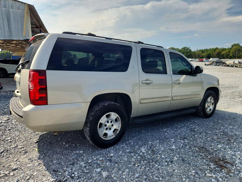 2014 Chevrolet Suburban მანქანა იყიდება აუქციონზე, vin: 1GNSCJE02ER205361, აუქციონის ნომერი: 70169336