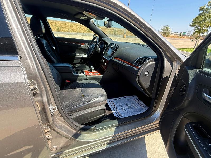 68324806 :رقم المزاد ، 2C3CCAAG6EH190173 vin ، 2014 Chrysler 300 مزاد بيع