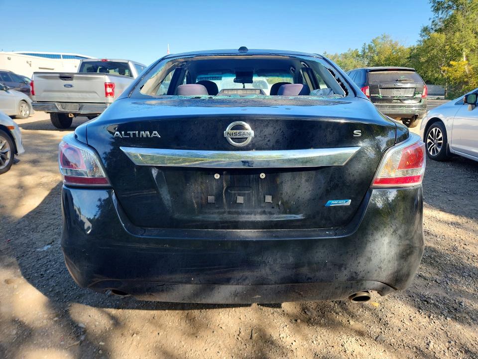 2015 Nissan Altima მანქანა იყიდება აუქციონზე, vin: 1N4AL3AP9FN366226, აუქციონის ნომერი: 68974836