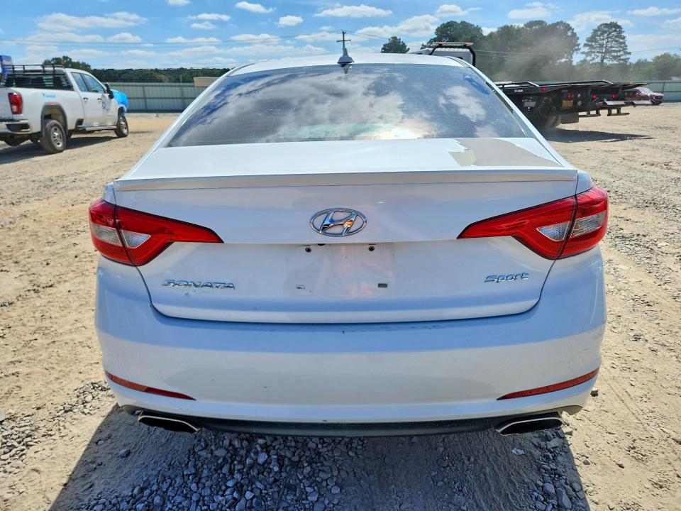 70550316 :رقم المزاد ، 5NPE34AF5FH054316 vin ، 2015 Hyundai Sonata مزاد بيع