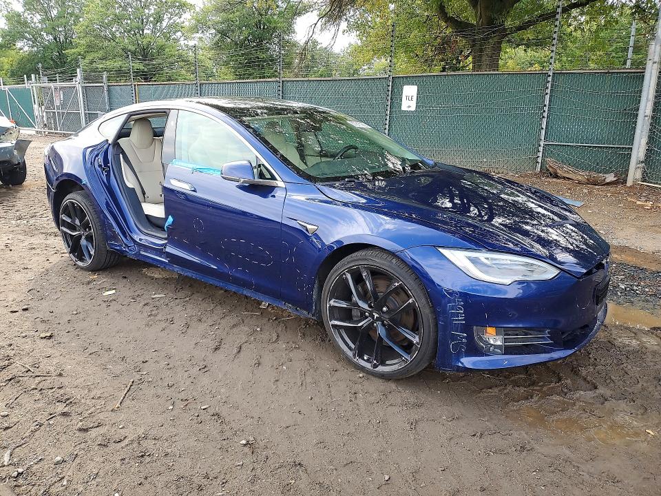 Aukcja sprzedaży 2018 Tesla Model S, vin: 5YJSA1E21JF288233, numer aukcji: 67215266