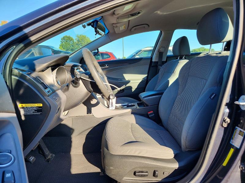 68137606 :رقم المزاد ، 5NPEB4AC6EH889445 vin ، 2014 Hyundai Sonata مزاد بيع