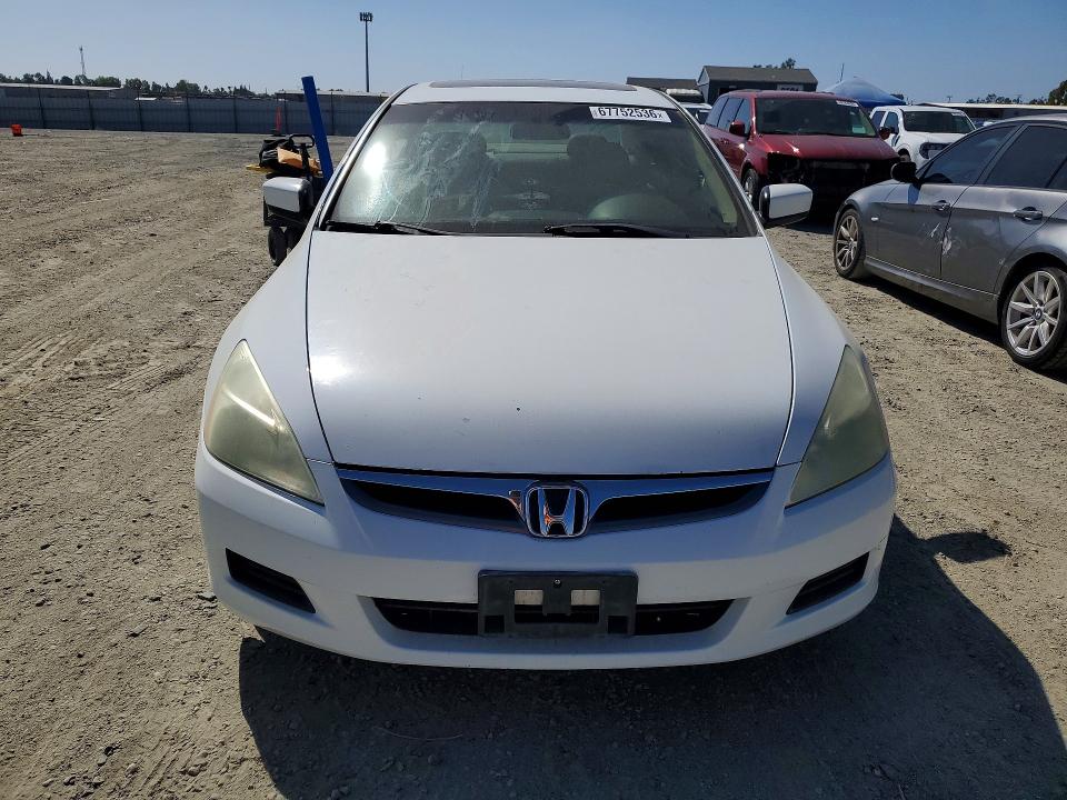 2006 Honda Accord მანქანა იყიდება აუქციონზე, vin: 1HGCM56876A076721, აუქციონის ნომერი: 67752536