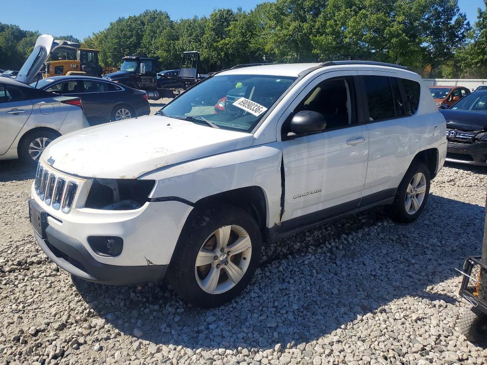 2015 Jeep Compass მანქანა იყიდება აუქციონზე, vin: 1C4NJDBB8FD324145, აუქციონის ნომერი: 69090336