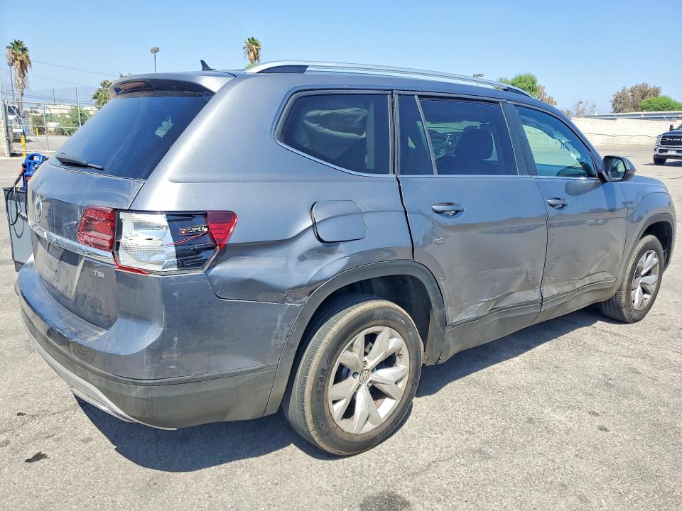 Продажа на аукционе авто 2018 Volkswagen Atlas, vin: 1V2AP2CA1JC594239, номер лота: 68999666