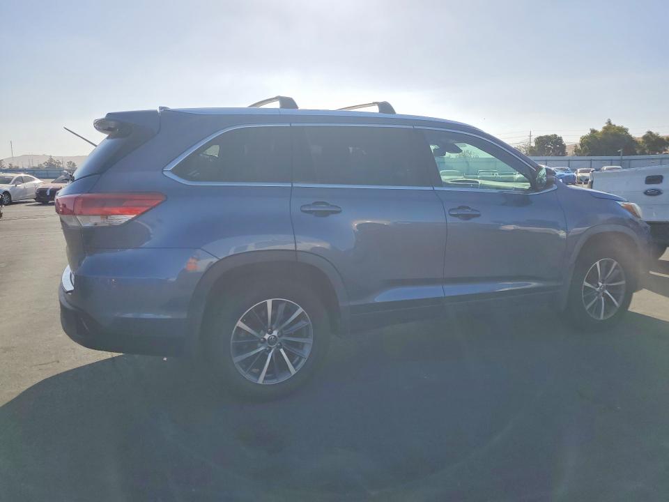 Aukcja sprzedaży 2019 Toyota Highlander, vin: 5TDJZRFH8KS724692, numer aukcji: 68708006