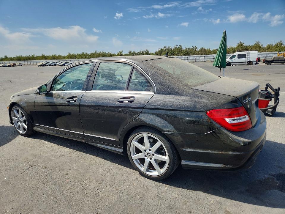70019816 :رقم المزاد ، WDDGF4HB5EA957208 vin ، 2014 Mercedes-benz C مزاد بيع