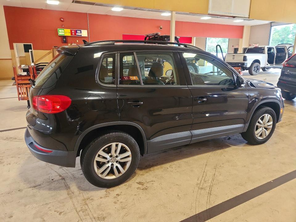 Продаж на аукціоні авто 2017 Volkswagen Tiguan, vin: WVGAV7AXXHK019399, номер лоту: 66554286