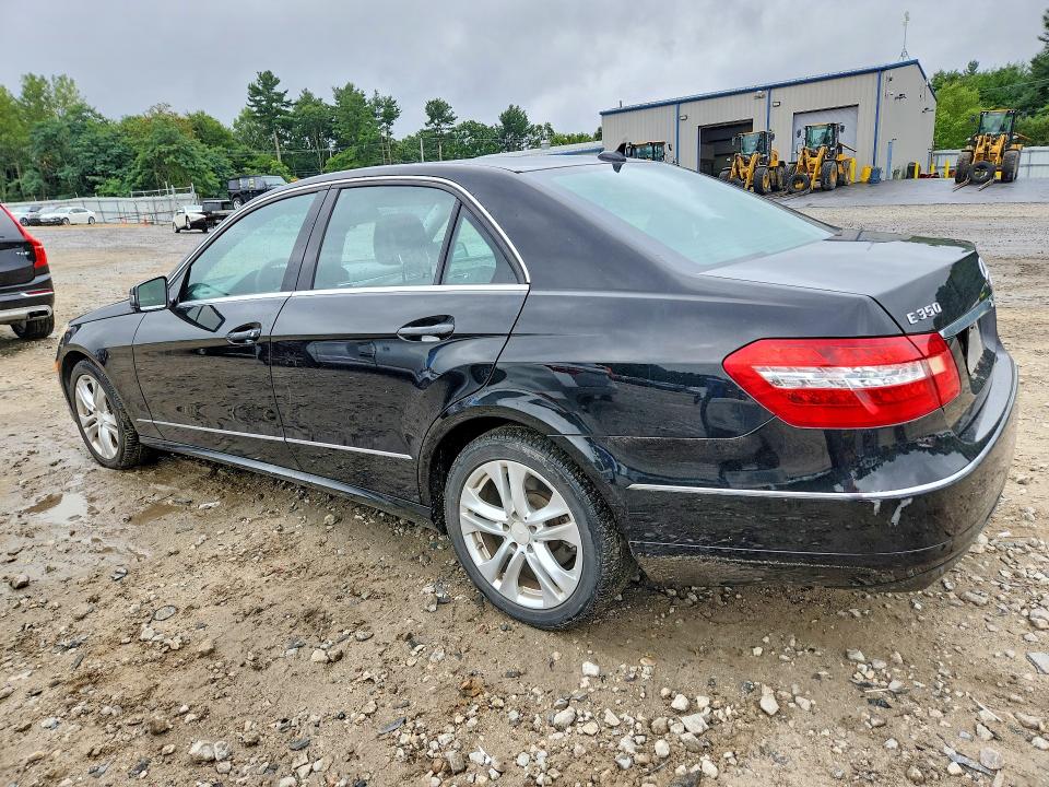 2010 Mercedes-benz E მანქანა იყიდება აუქციონზე, vin: WDDHF8HB1AA099984, აუქციონის ნომერი: 66924986