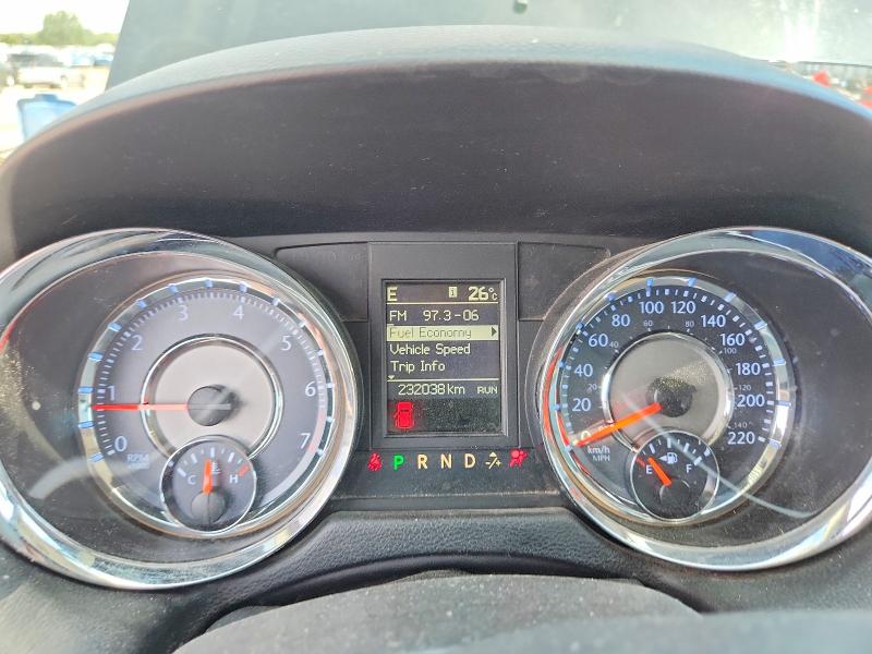 64102716 :رقم المزاد ، 2C4RC1BG9ER351629 vin ، 2014 Chrysler Town & Country مزاد بيع