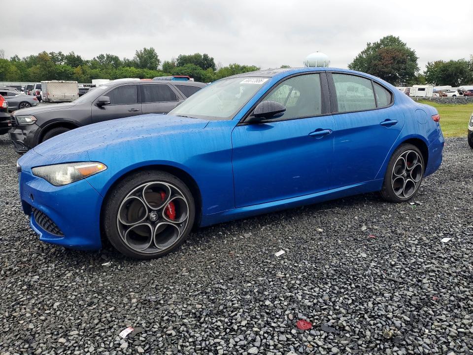 66612886 :رقم المزاد ، ZARFANBNXN7665554 vin ، 2022 Alfa Romeo Giulia مزاد بيع