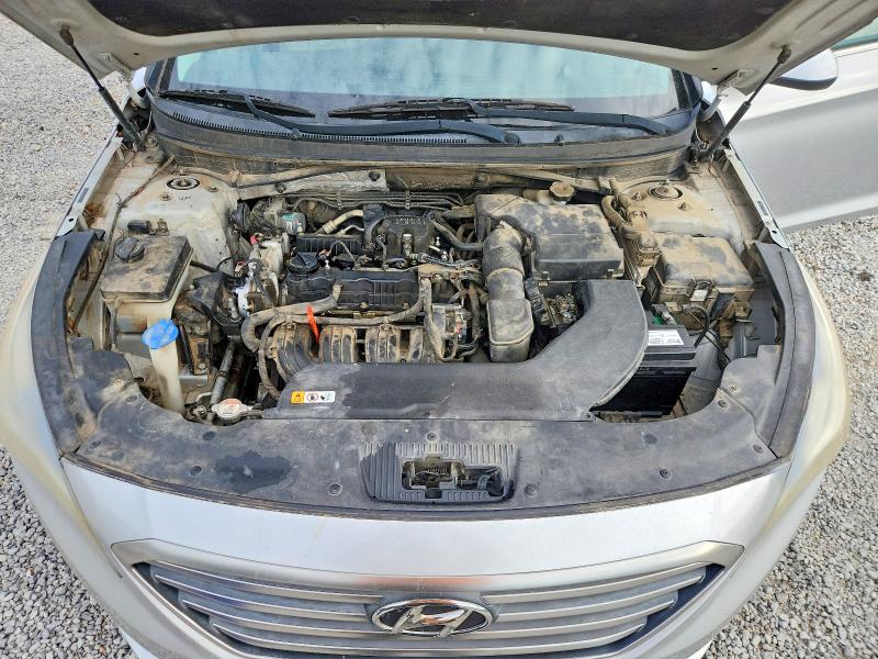 70568216 :رقم المزاد ، 5NPE24AF5FH031153 vin ، 2015 Hyundai Sonata مزاد بيع