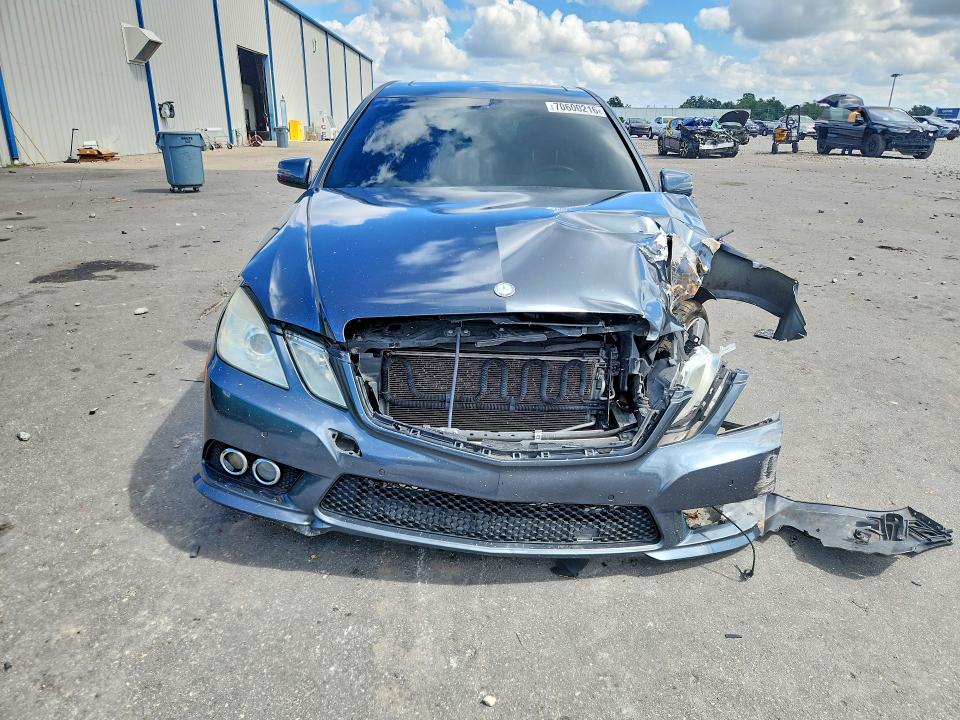 2010 Mercedes-benz E მანქანა იყიდება აუქციონზე, vin: WDDHF5GB0AA206183, აუქციონის ნომერი: 70600216