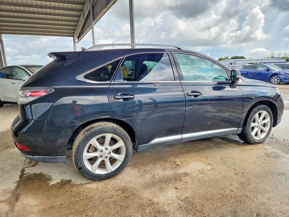 68160236 :رقم المزاد ، 2T2ZK1BA6AC007079 vin ، 2010 Lexus Rx مزاد بيع
