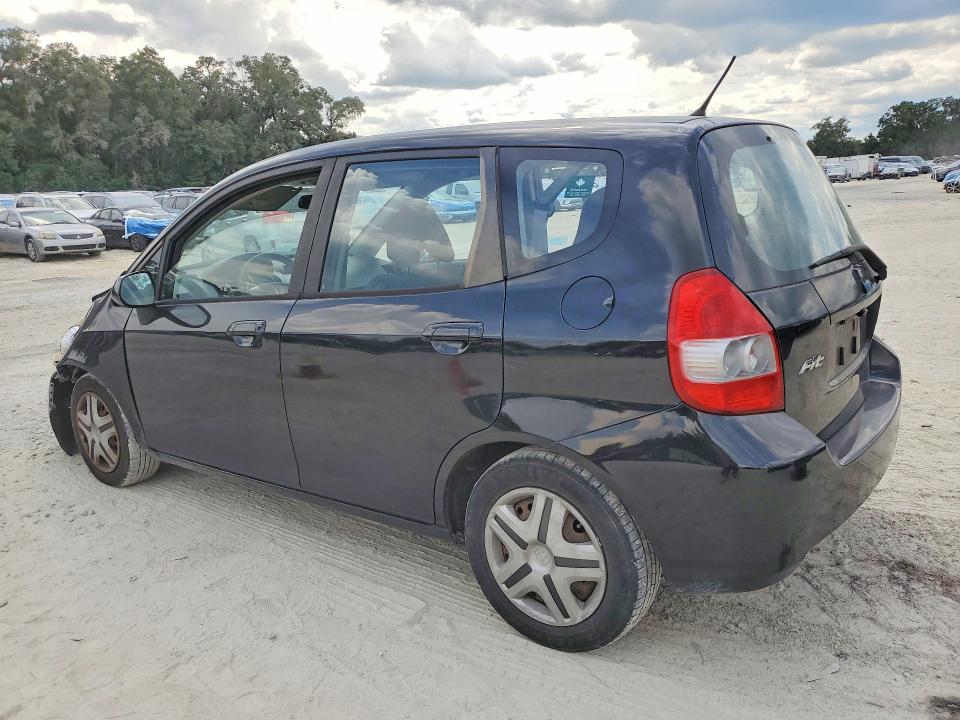 2008 Honda Fit მანქანა იყიდება აუქციონზე, vin: JHMGD37458S027643, აუქციონის ნომერი: 69164976