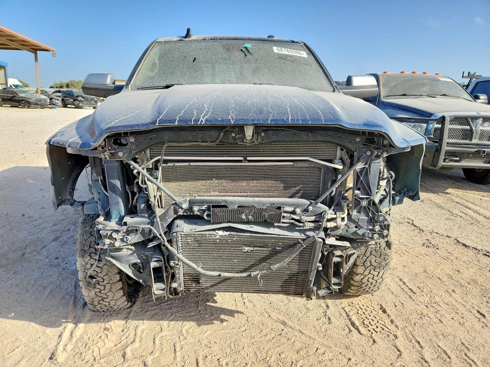 68769386 :رقم المزاد ، 3C6UR5FLXNG372669 vin ، 2022 Ram 2500 مزاد بيع