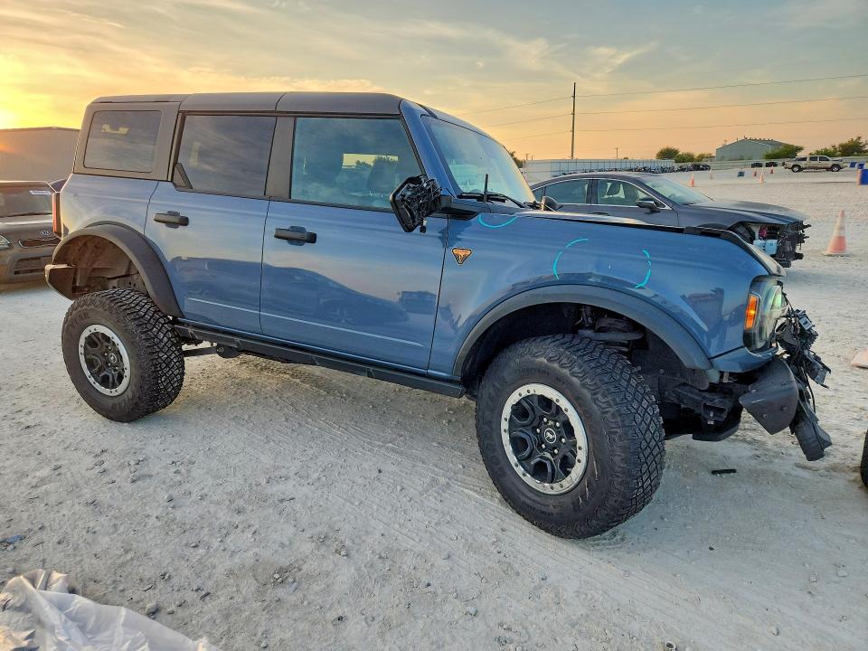 69416976 :رقم المزاد ، 1FMEE5DP2PLB32998 vin ، 2023 Ford Bronco مزاد بيع