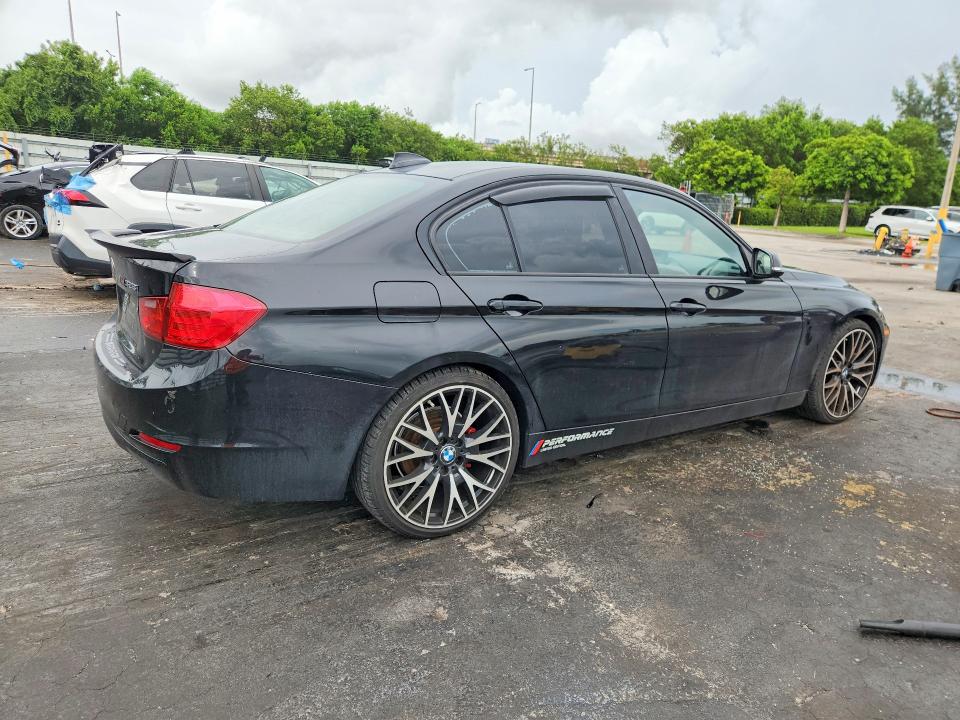 68567316 :رقم المزاد ، WBA3A5C54EJ465510 vin ، 2014 Bmw 328 مزاد بيع