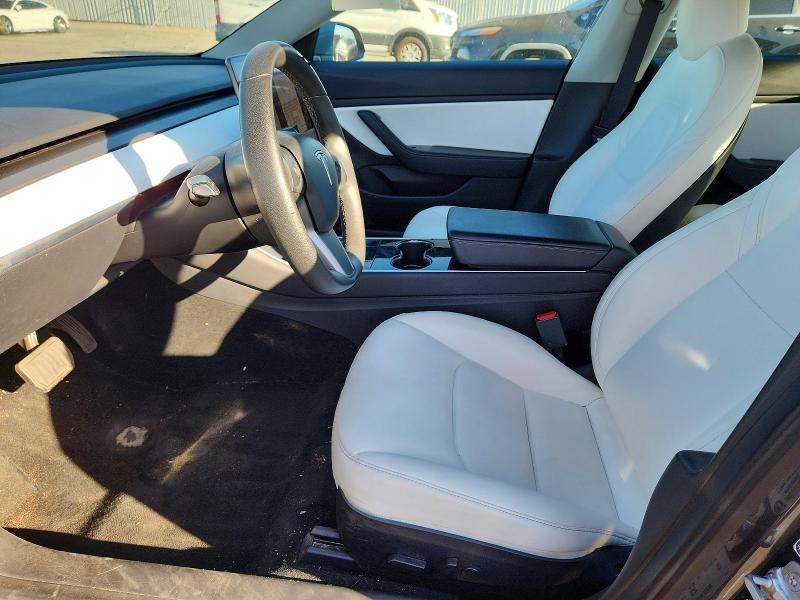 2020 Tesla Model 3 მანქანა იყიდება აუქციონზე, vin: 5YJ3E1EA2LF738118, აუქციონის ნომერი: 70240486