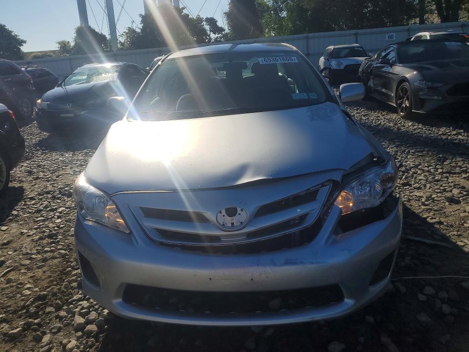 65361866 :رقم المزاد ، 2T1BU4EE5DC967966 vin ، 2013 Toyota Corolla مزاد بيع