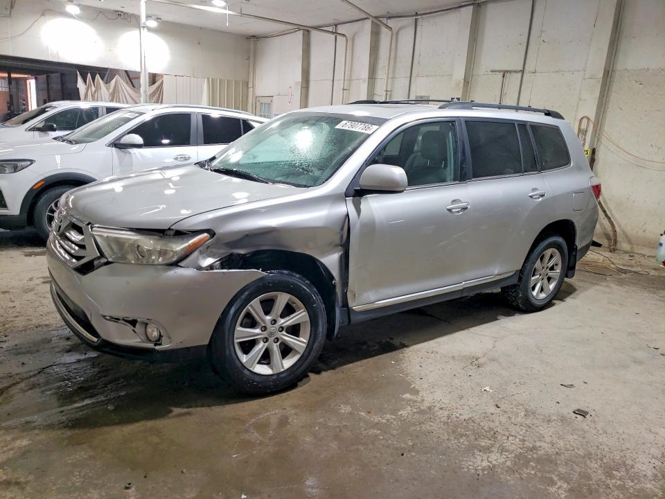 67907786 :رقم المزاد ، 5TDBK3EH7DS265651 vin ، 2013 Toyota Highlander مزاد بيع