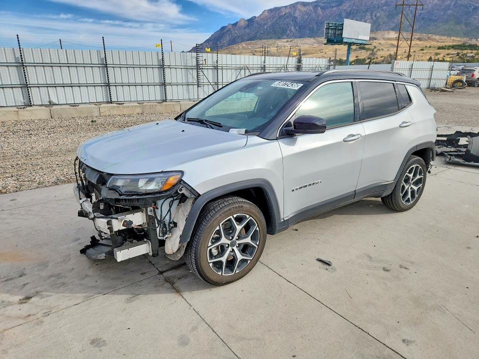 69072436 :رقم المزاد ، 3C4NJDCN7ST619119 vin ، 2025 Jeep Compass مزاد بيع