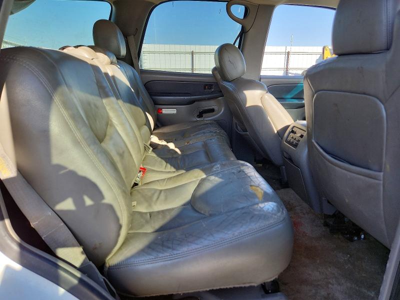 70532726 :رقم المزاد ، 1GNEC13T23J103063 vin ، 2003 Chevrolet Tahoe مزاد بيع
