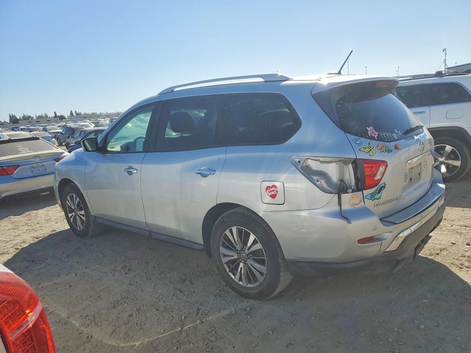 69031036 :رقم المزاد ، 5N1DR2MN0JC608198 vin ، 2018 Nissan Pathfinder مزاد بيع
