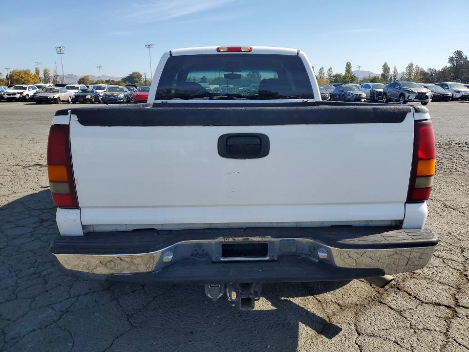 70517956 :رقم المزاد ، 1GCEC19T4YZ283039 vin ، 2000 Chevrolet Silverado مزاد بيع