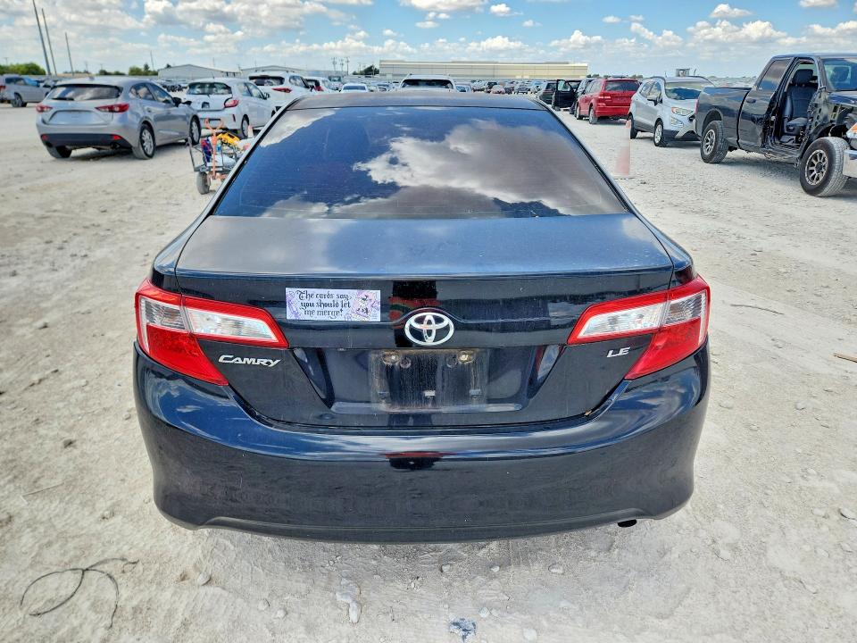 68184686 :رقم المزاد ، 4T4BF1FK1ER423113 vin ، 2014 Toyota Camry مزاد بيع