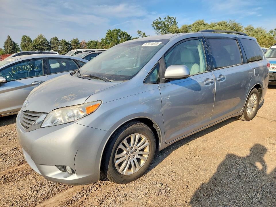 Aukcja sprzedaży 2014 Toyota Sienna, vin: 5TDYK3DC9ES513724, numer aukcji: 67012976