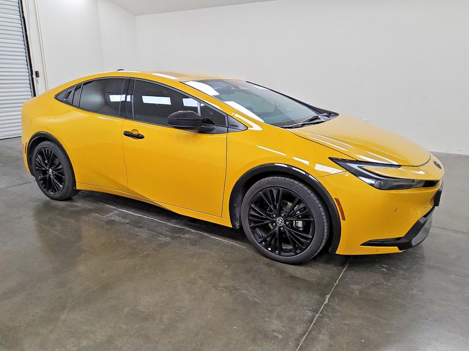 Auction sale of the 2026 Toyota Prius, vin: JTDACAAU1T3069222, lot number: 69038096