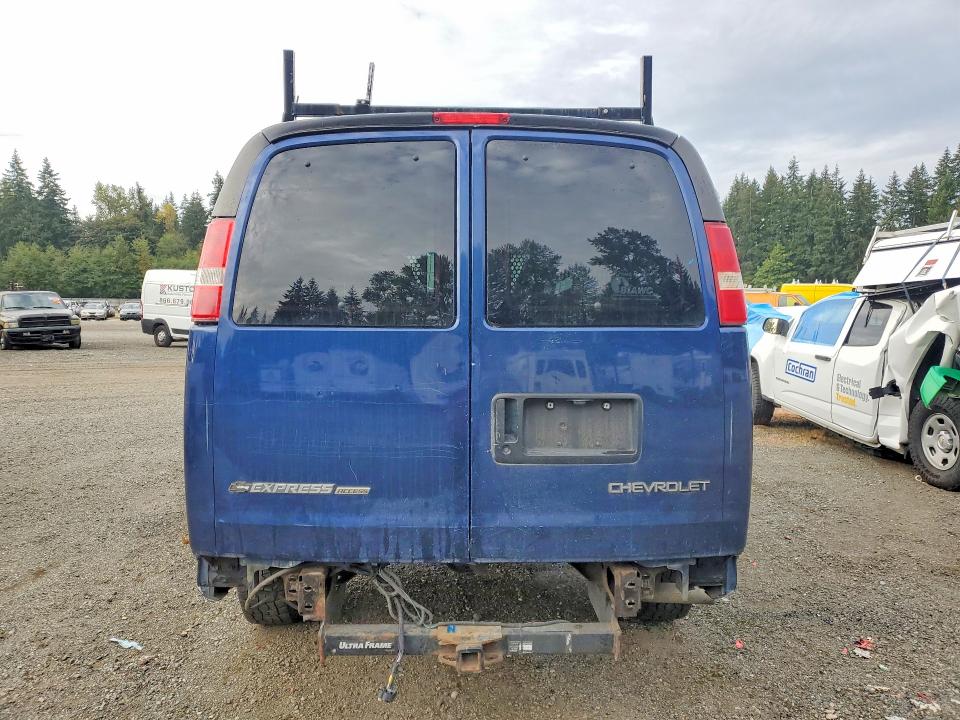 2004 Chevrolet Express G2500 მანქანა იყიდება აუქციონზე, vin: 1GCGG25U541224799, აუქციონის ნომერი: 67595366