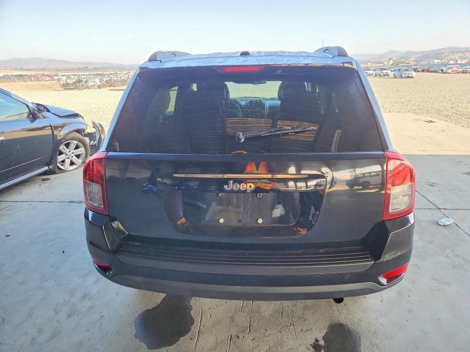 Продаж на аукціоні авто 2015 Jeep Compass, vin: 1C4NJCBB2FD274787, номер лоту: 68718486