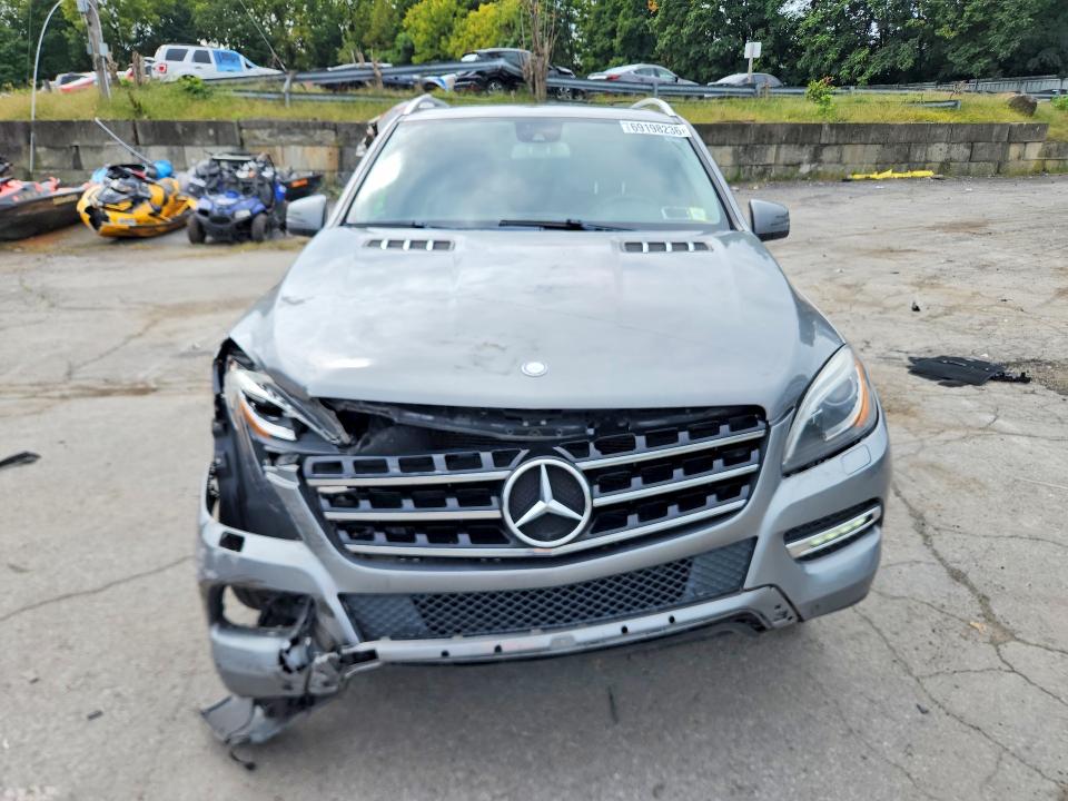 69198236 :رقم المزاد ، 4JGDA5HB1DA193837 vin ، 2013 Mercedes-benz Ml مزاد بيع