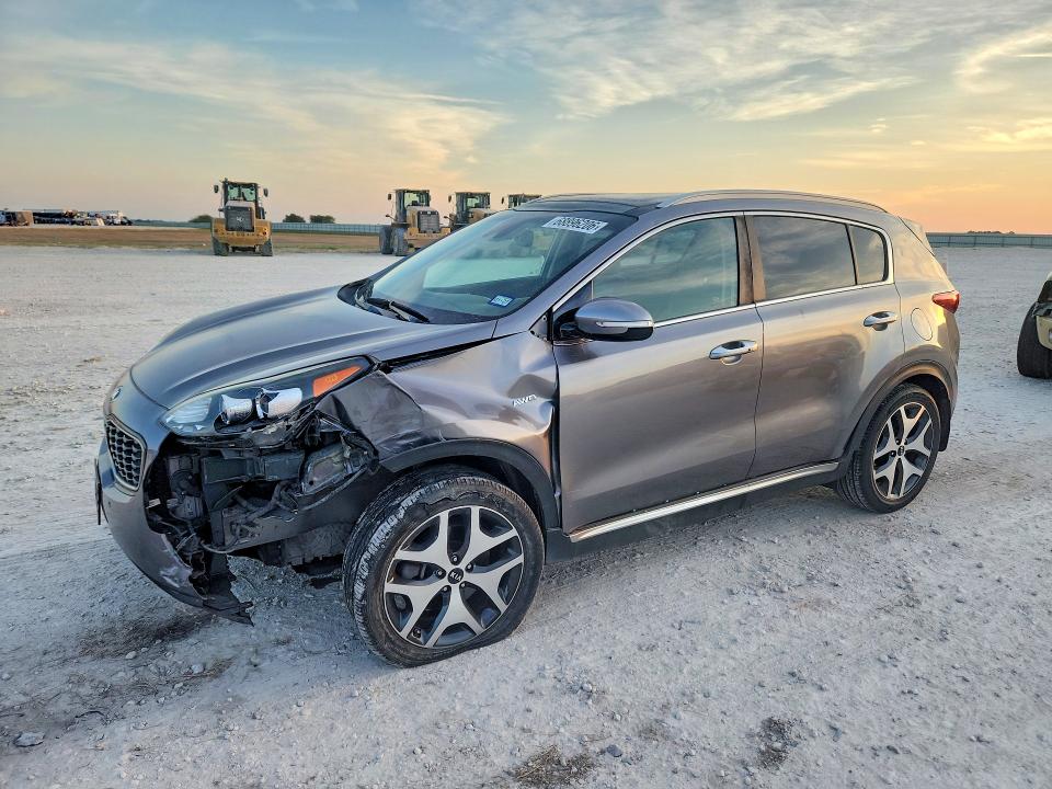 Продажа на аукционе авто 2017 Kia Sportage, vin: KNDPRCA64H7240373, номер лота: 68896206