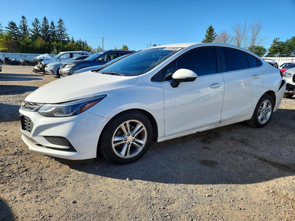 67875646 :رقم المزاد ، 1G1BE5SM3J7228941 vin ، 2018 Chevrolet Cruze مزاد بيع