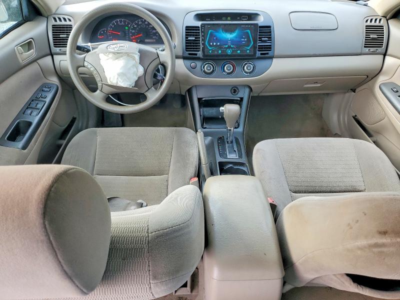 69622896 :رقم المزاد ، 4T1BE30K45U594455 vin ، 2005 Toyota Camry مزاد بيع