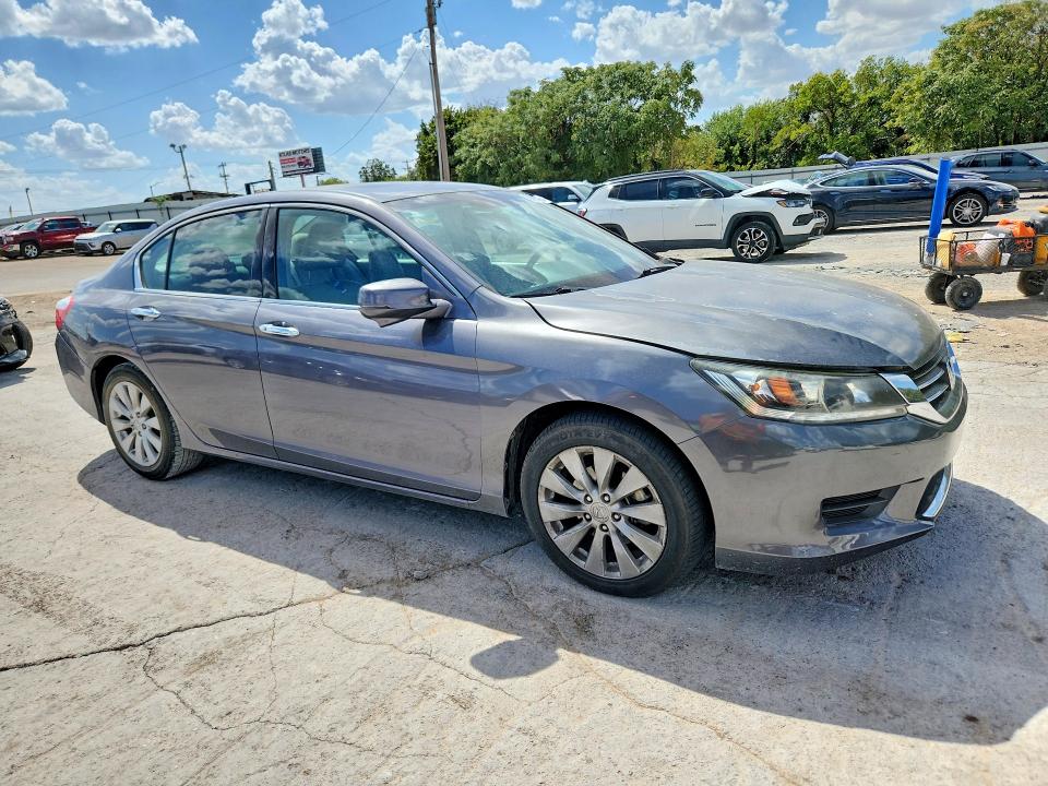 Продаж на аукціоні авто 2013 Honda Accord, vin: 1HGCR3F88DA034982, номер лоту: 69196006