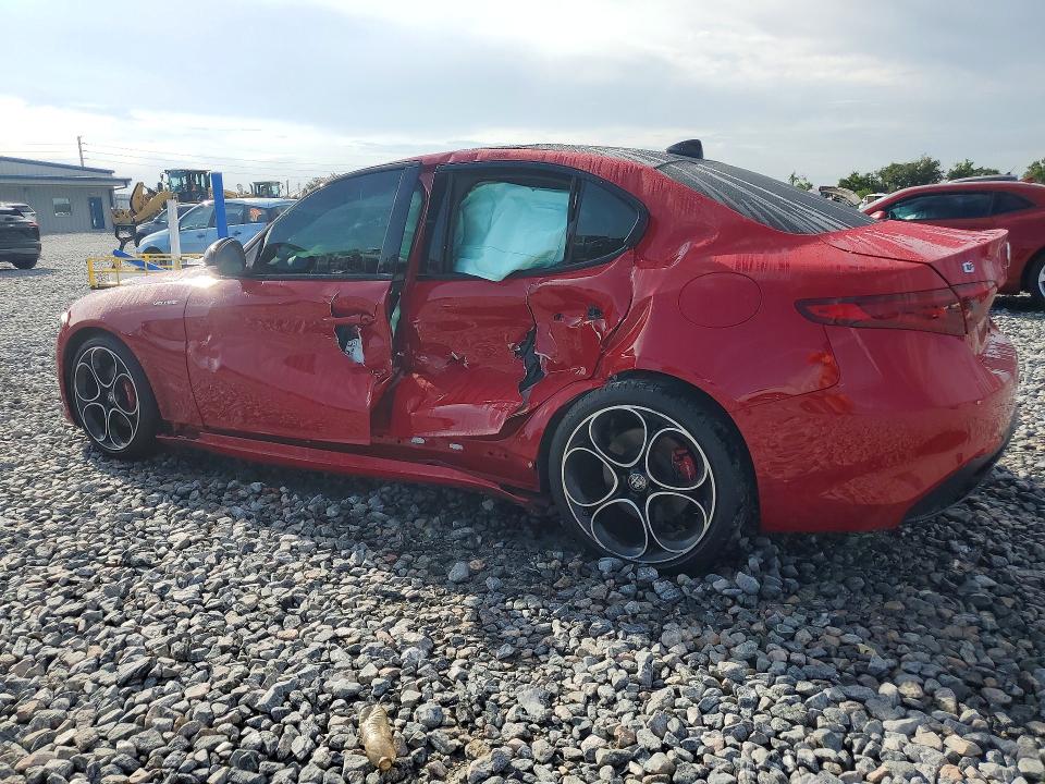 69499556 :رقم المزاد ، ZARFAMBN5P7669735 vin ، 2023 Alfa Romeo Giulia مزاد بيع